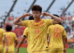 韩乔生点赞U23国脚表现：全场亮点频现，惜平局缘于些许运气不足