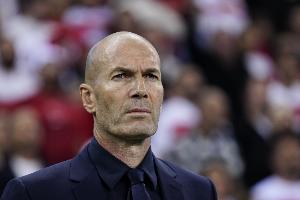 法国军团的孤注一掷：1v1对决与高压策略，虽勇猛但成效欠佳的尝试